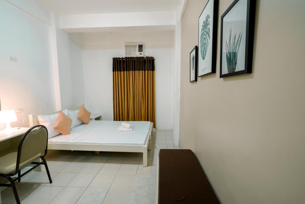 Tarasa Hostel Pasay Exterior foto